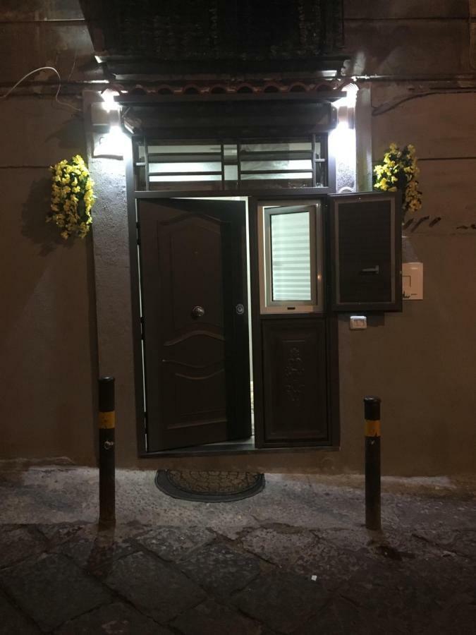 Casa Piano Zero Apartment Наполи Екстериор снимка